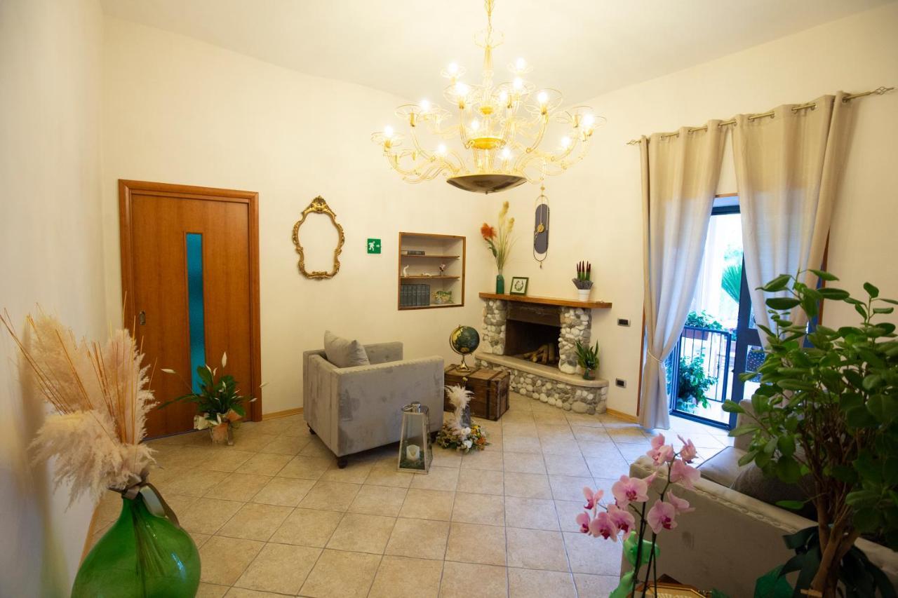 Donna Rosita Hotel San Felice a Cancello Екстериор снимка