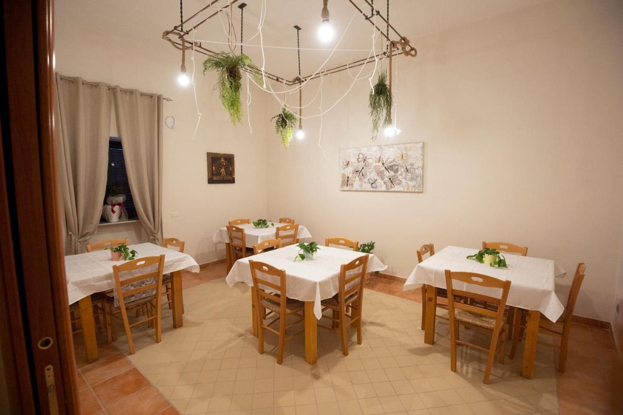 Donna Rosita Hotel San Felice a Cancello Екстериор снимка